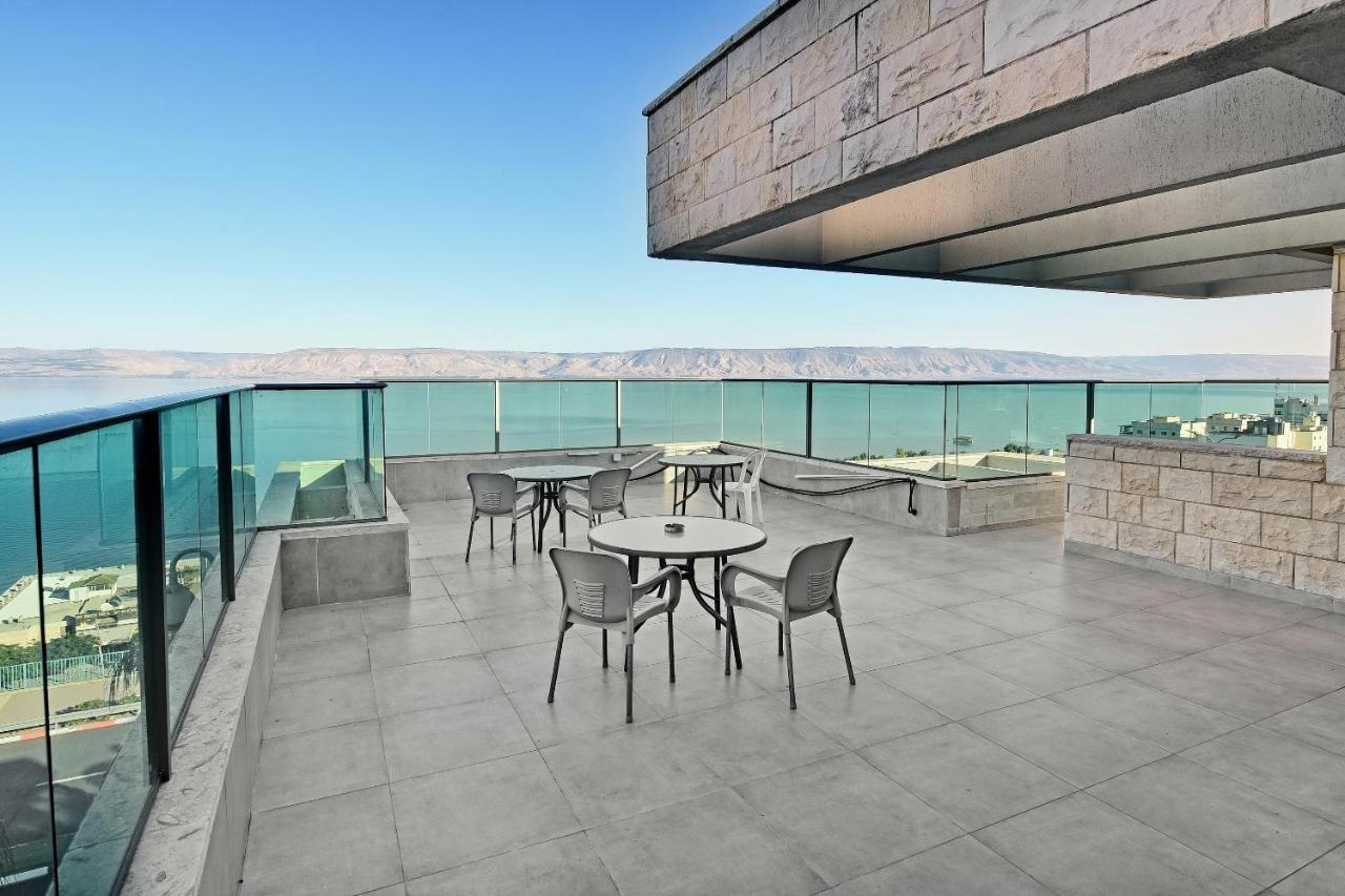 Nofim Suites Tiberias Exterior foto