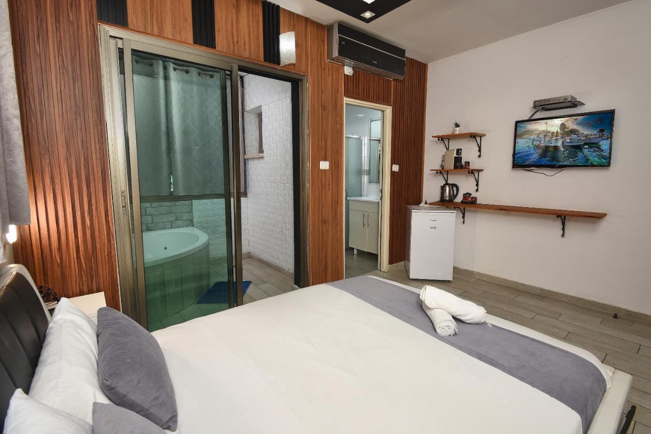 Nofim Suites Tiberias Exterior foto