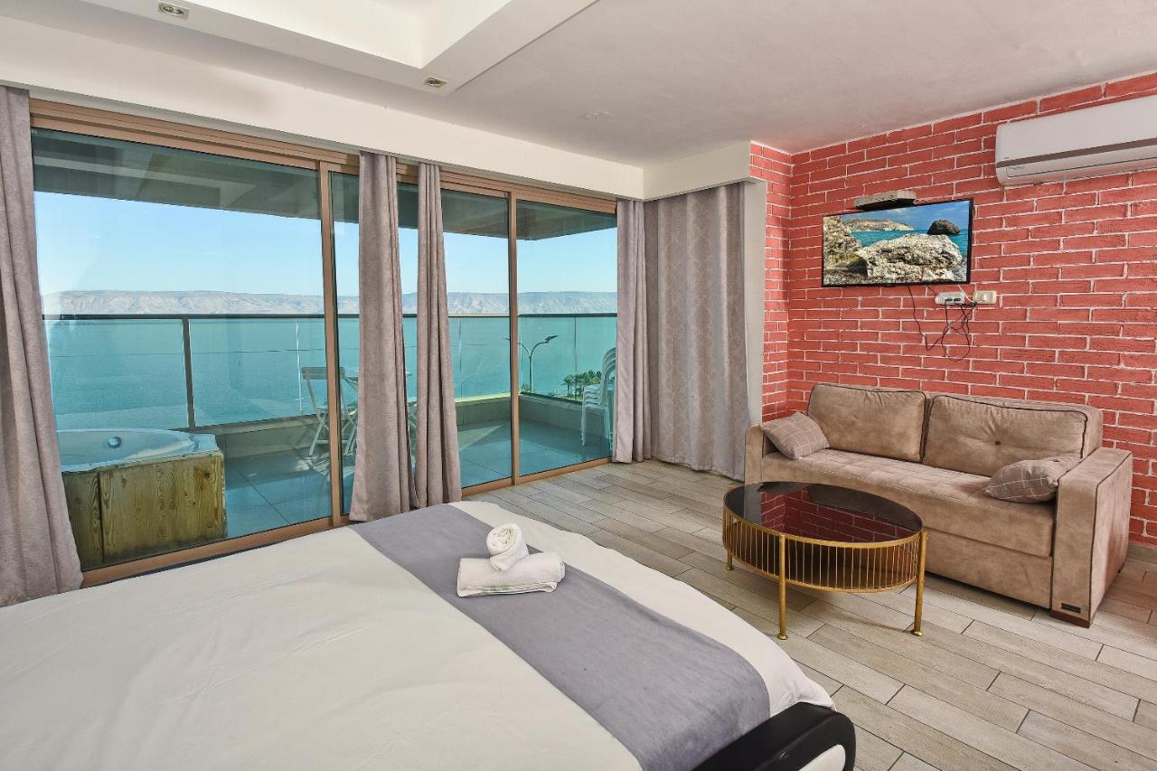 Nofim Suites Tiberias Exterior foto